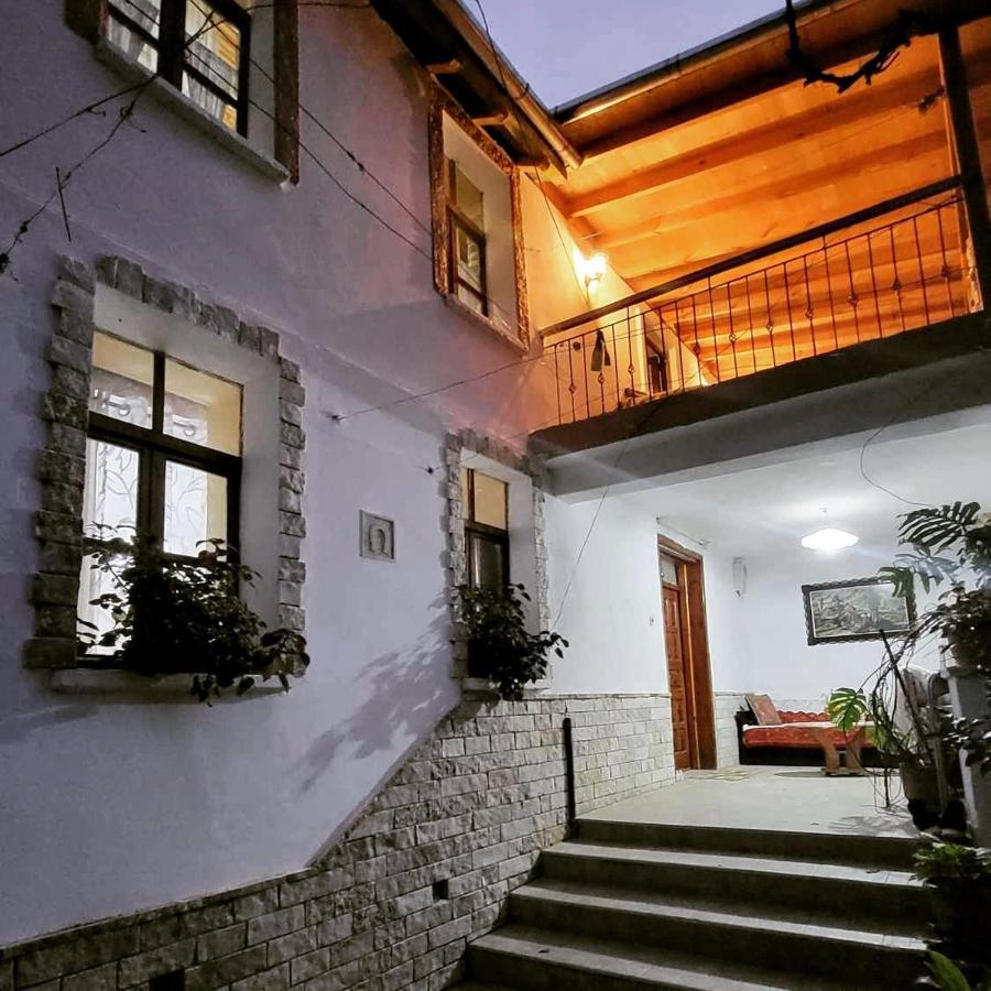 Guest House Hasko Gjirokastër Dış mekan fotoğraf