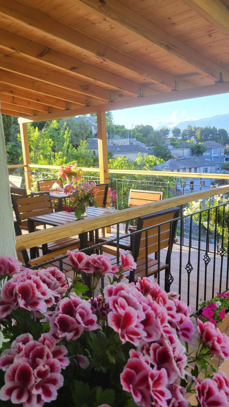 Guest House Hasko Gjirokastër Dış mekan fotoğraf