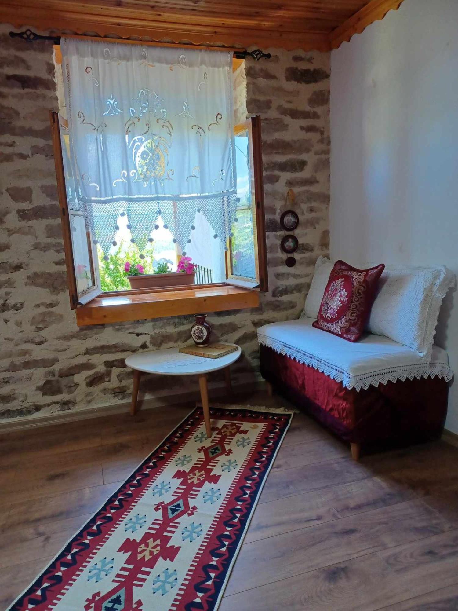 Guest House Hasko Gjirokastër Oda fotoğraf